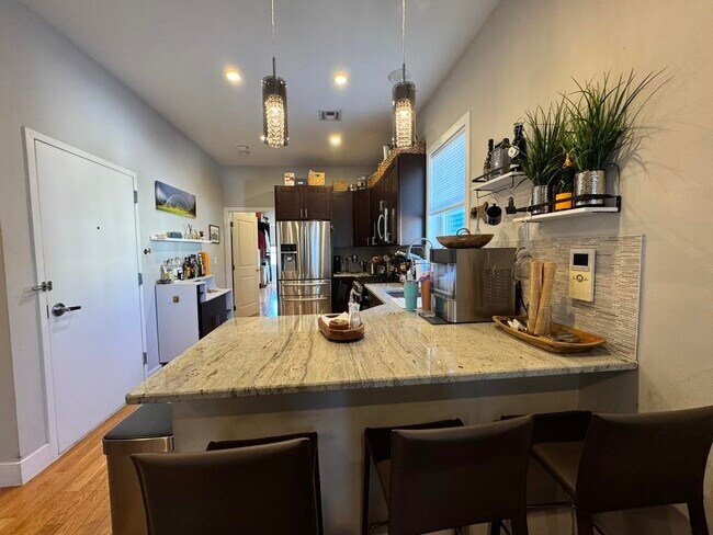 Photo - 56 Grace St Unit 2L