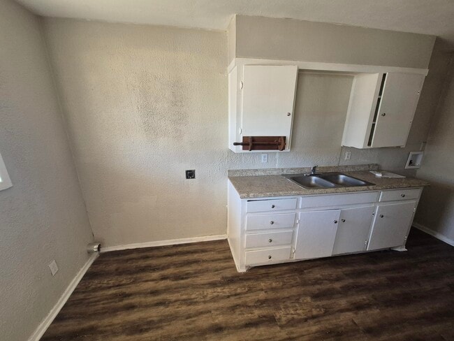 Photo - 1116 41st St