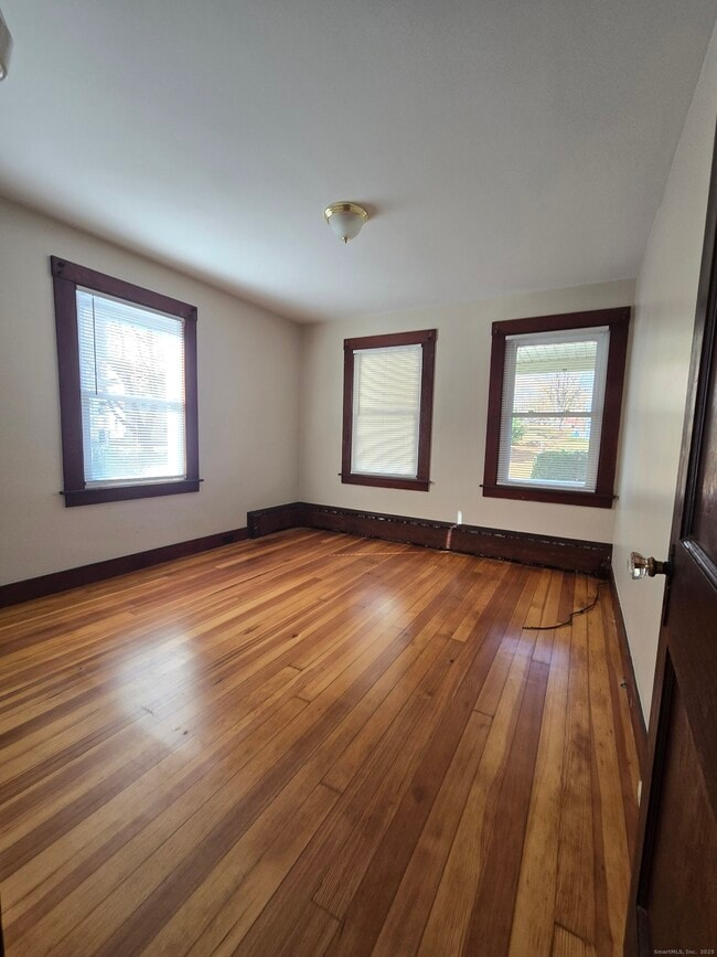 Photo - 19 Downer St