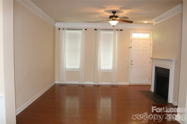 Photo - 9806 Longstone Ln