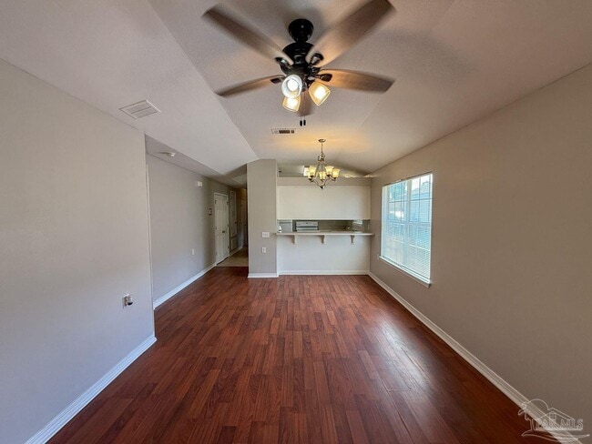 Photo - 5919 Bilek Dr