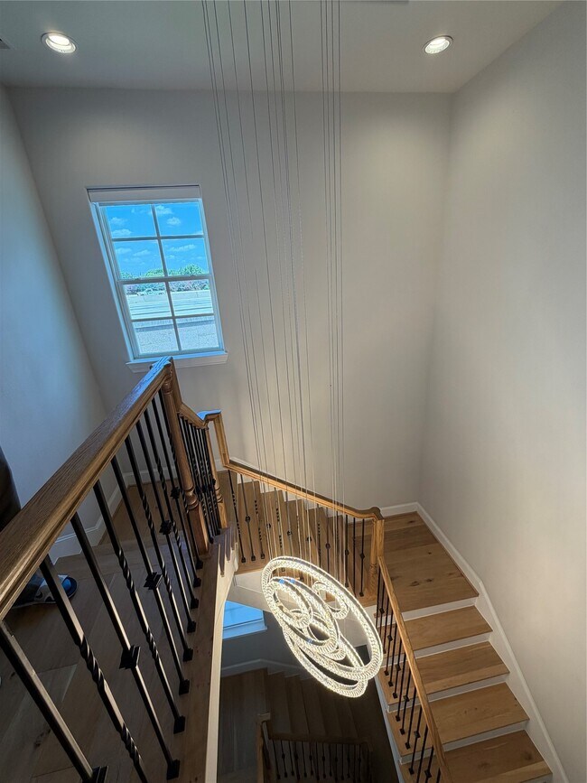 Photo - 824 Cage St