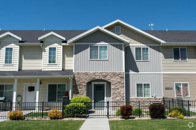 Building Photo - 1547 N 400 W Rental