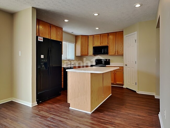 Photo - 5774 Eagle Creek Ct