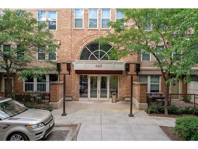 Building Photo - 660 N 2nd St Unit 304 Rental