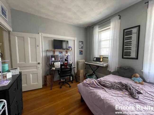 Photo - 11 Park St Unit 6