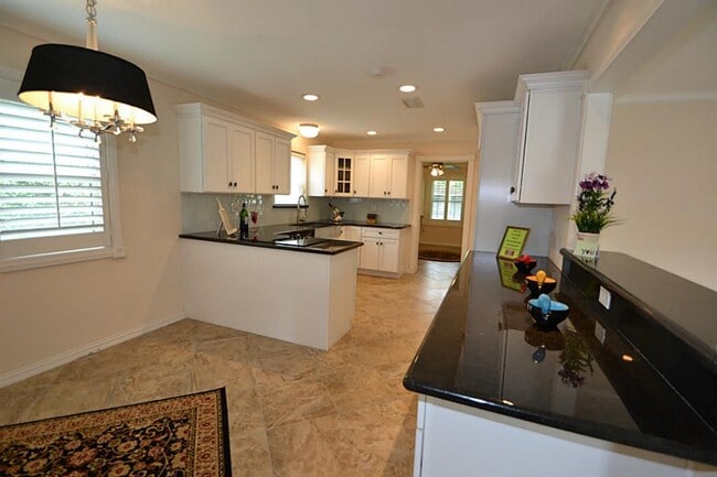 Building Photo - 4911 Wigton Dr