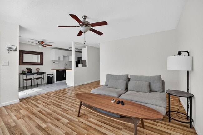 Photo - Cute and cozy Chula Vista 2bed/1bath condo available! Unit 84