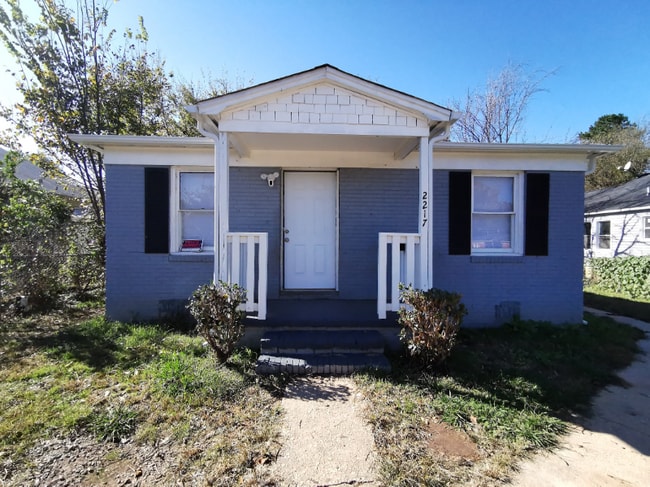 Photo - 2217 Custer St Apartment Unit 1