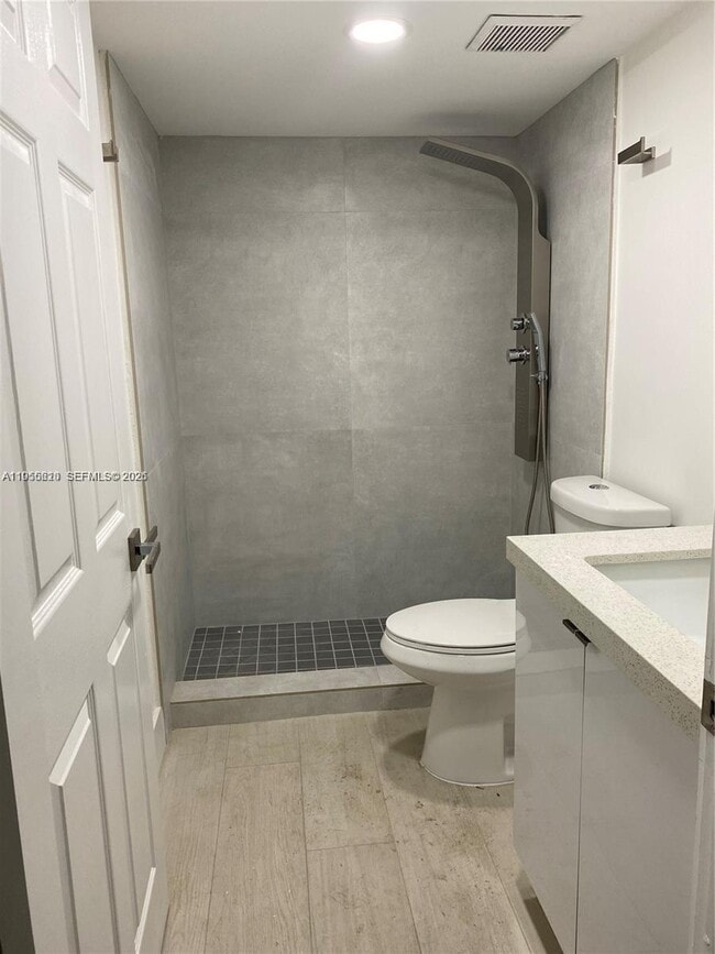 Photo - 8251 NW 8th St Unidad 108