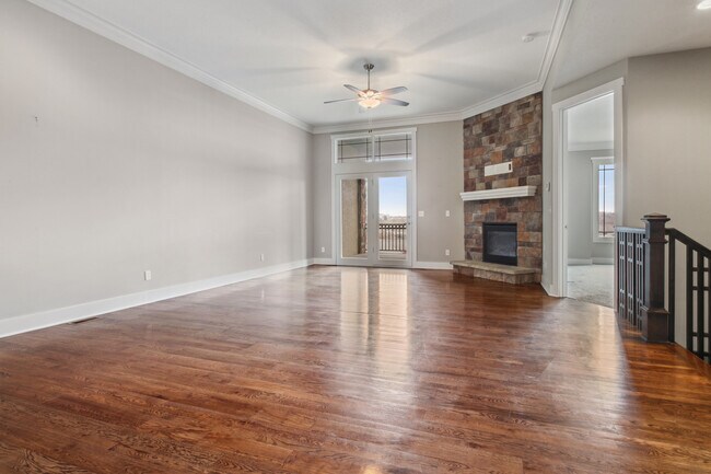 Photo - 19355 W 102nd St