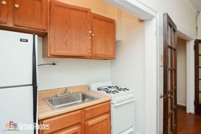 Photo - 4632 N Paulina St Unidad J00W