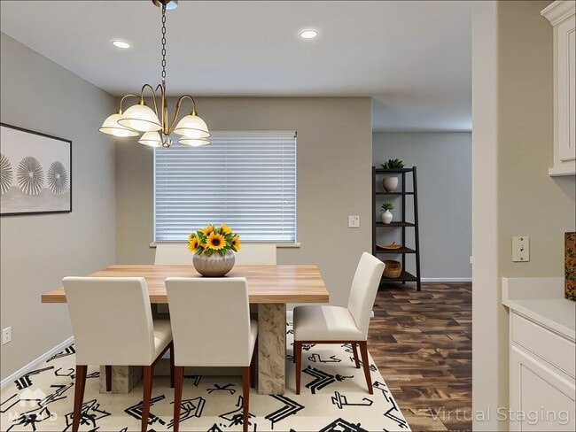 Photo - 10413 W Miami St