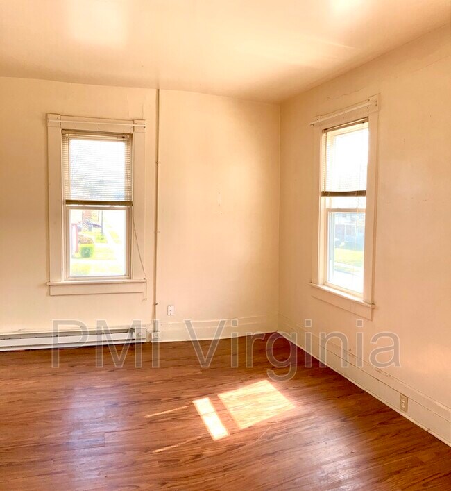 Photo - 4802 Norvella Ave Unit Apt 3