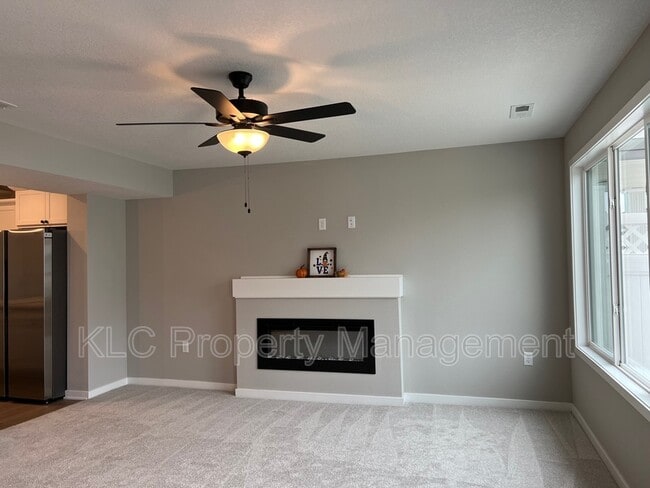Photo - 2625 SE Osier Ave