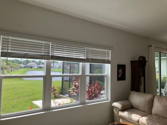 Photo - 9912 Crystal Isles Cir