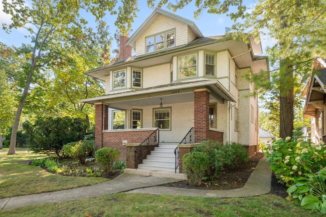 Photo - 1005 Ashland Ave