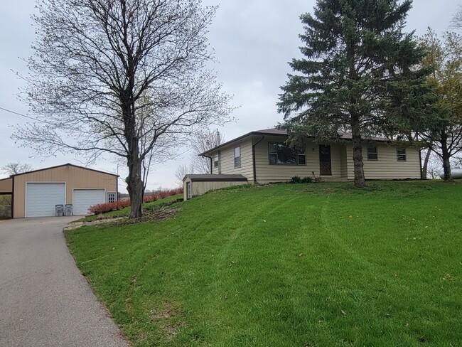 Photo - 5727 E Freedom Ln