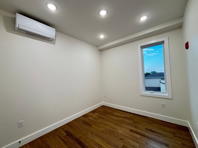 Photo - 40 Lembeck Ave Unit 304