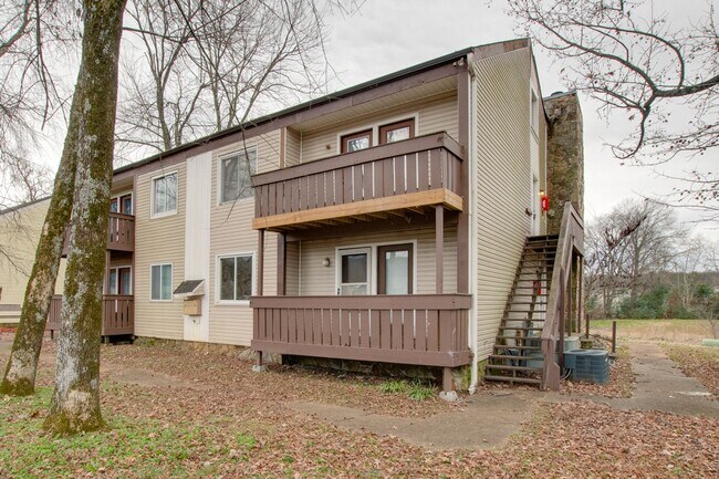 Building Photo - 9020 Mahogany Row SE Unit 9020 Mahogany Row  D