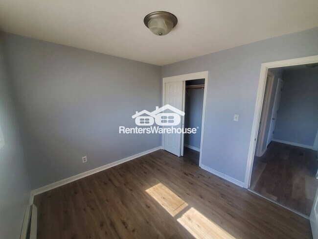 Photo - 1418 W Mitchell St House