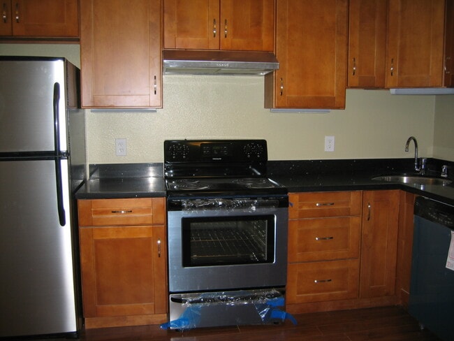 Photo - 991 E William St Apartments Unit 1