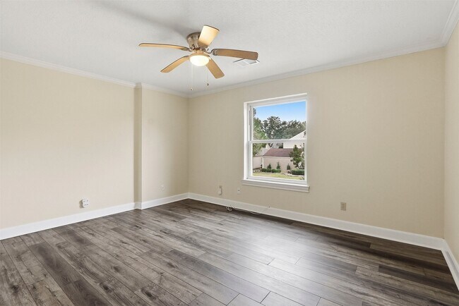 Photo - 11930 Carriage Hill Dr