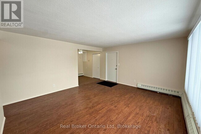 Photo - 301 West Street N Unit 8