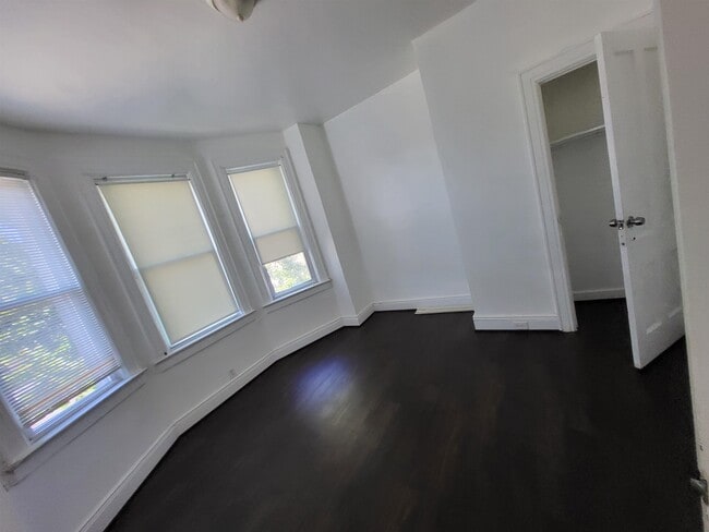 Photo - 137-139 76th St