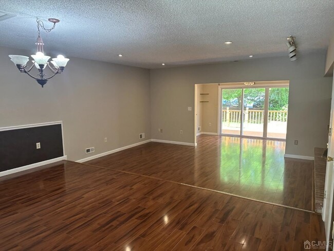 Building Photo - 62 Goodwin Dr Rental