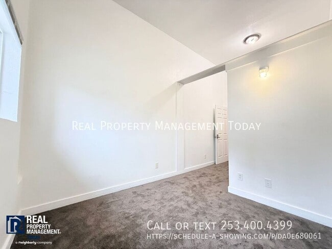 Photo - 2817 9th St SW Unit 3