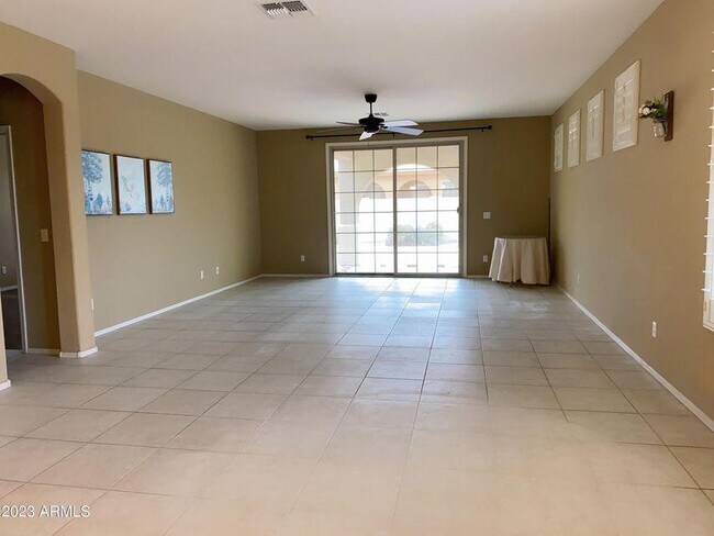 Photo - 2971 E Ridgewood Ln