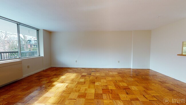 101 Monmouth St Unit 915