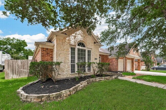 Photo - 706 Silver Creek Cir