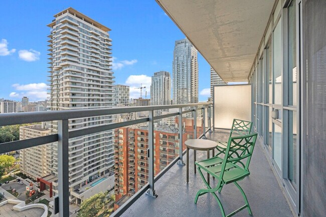 Photo - 89 Dunfield Ave Unit SI ID1345790P