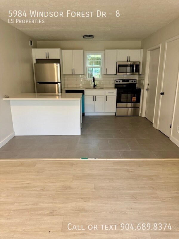 Building Photo - 5984 Windsor Forest Dr Unit 8 Rental