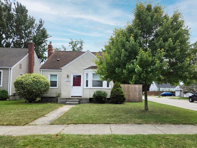 Photo - 1489 West Blvd