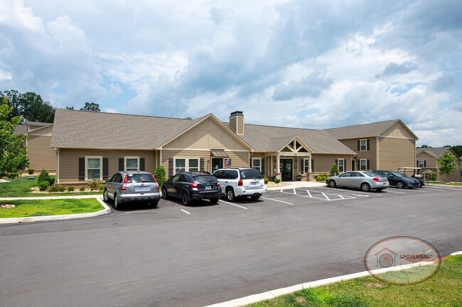 Clubhouse - The Villas at Avery Creek