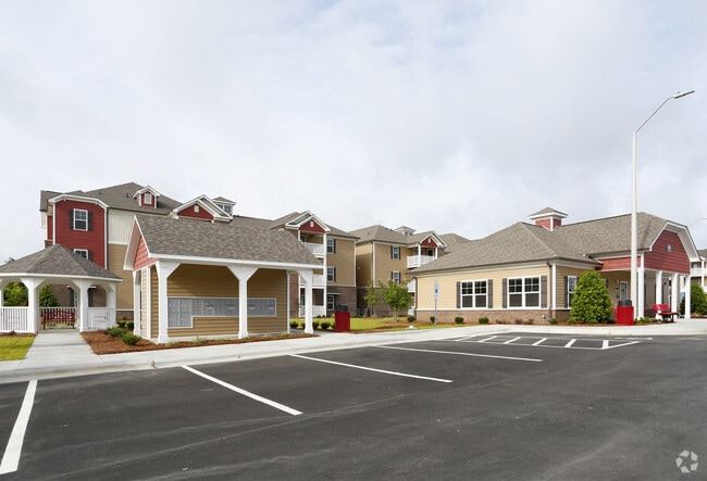 Photo - Glen Lake Apartments