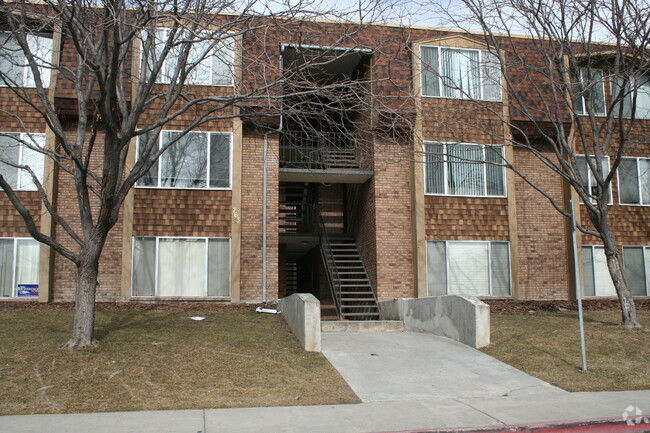 Building Photo - 761 E 820 N Rental