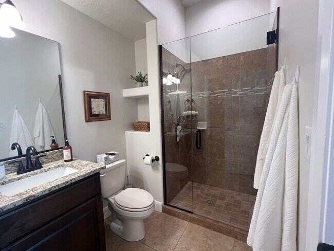 Photo - 7 Month Term Furnished Townhome In Hurricane