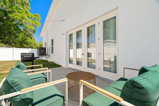 Photo - Gorgeous New Constriction House in Tampa