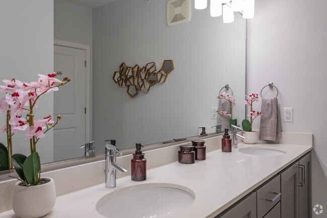 Master Bathroom - Aquatera