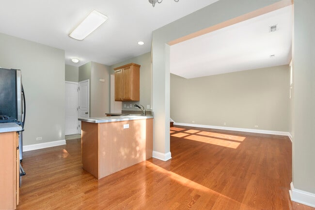 Photo - 3124 Ollerton Ave