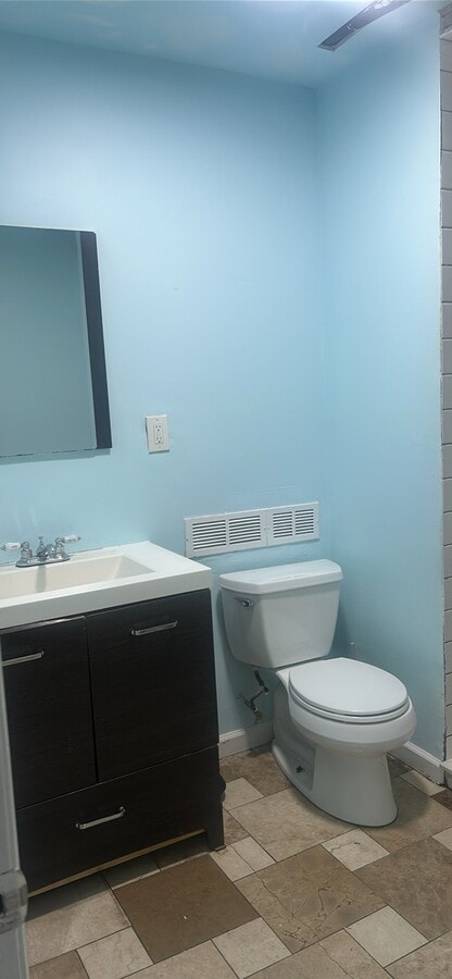 Photo - 17 Dewitt Pl