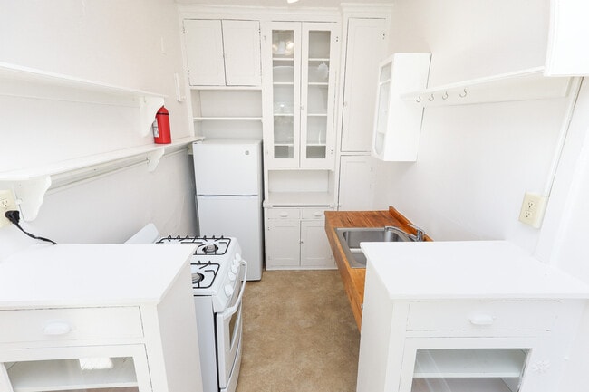 Photo - Summit Hill Apartments