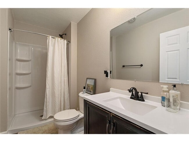 Photo - 7625 Palmgren Ave NE