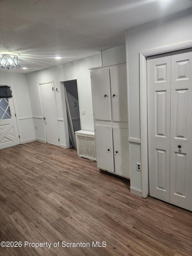 Photo - 907 E Drinker St