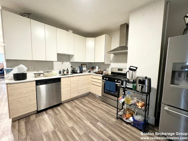 Photo - 44 Crescent Ave Unit #1