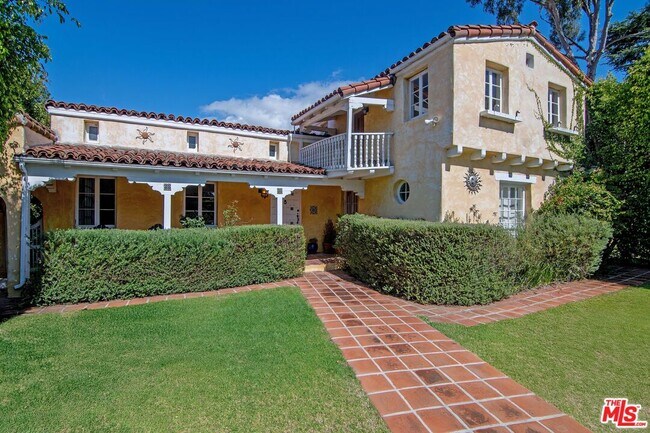 731 San Vicente Blvd